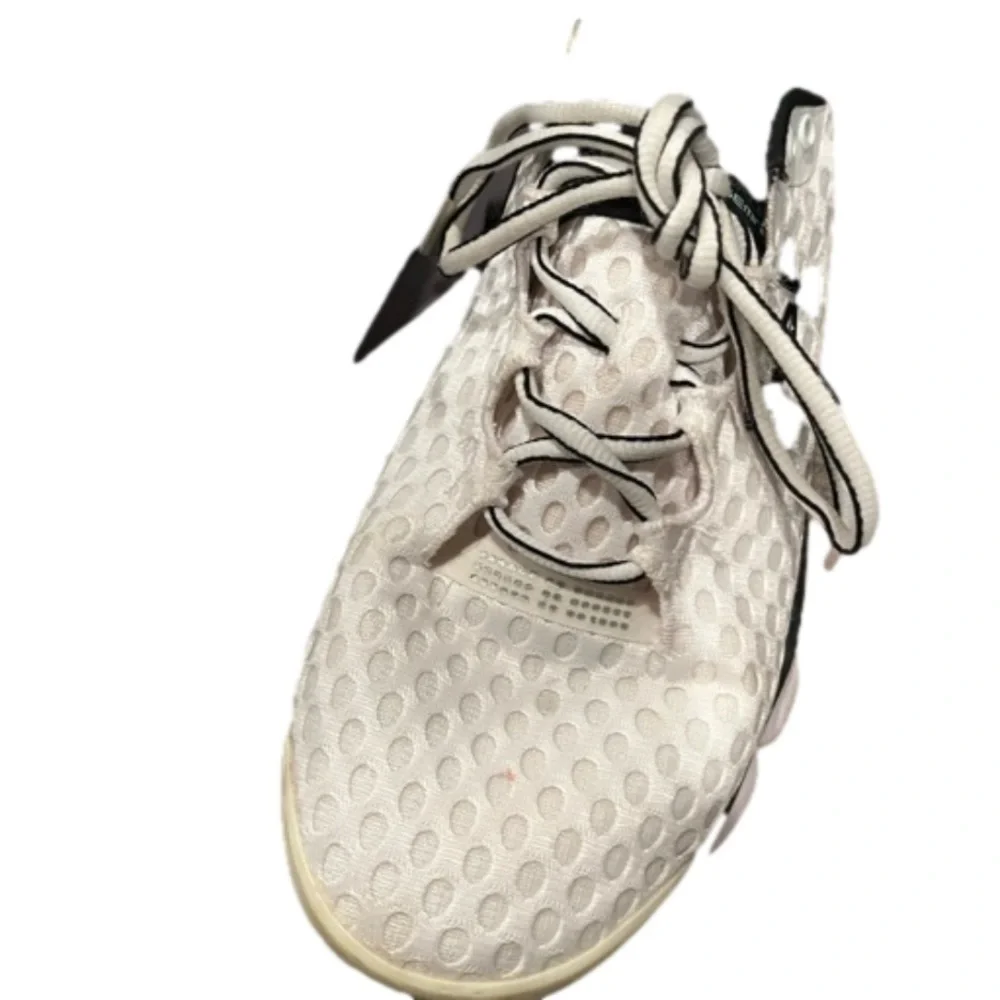 GUC Under Armor Gemini 2 sneakers